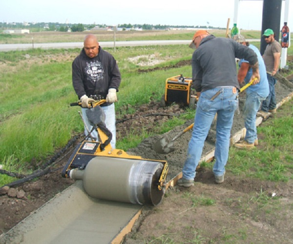Аренда оборудования для укладки бетонных бордюров CurbRoller