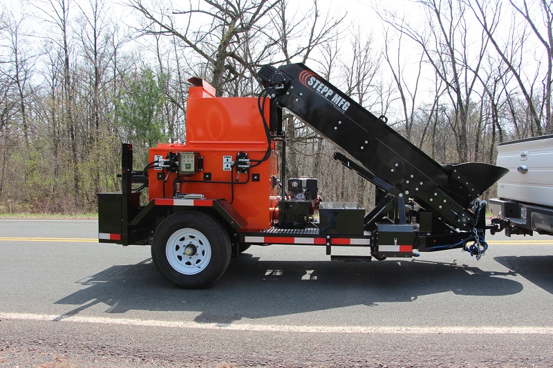 Прицепной рециклер асфальтобетона для ямочного ремонта - SMMT Прицепной рециклер асфальтобетона для ямочного ремонта - SMMT