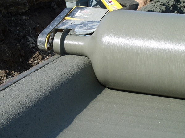 Аренда оборудования для укладки бетонных бордюров CurbRoller
