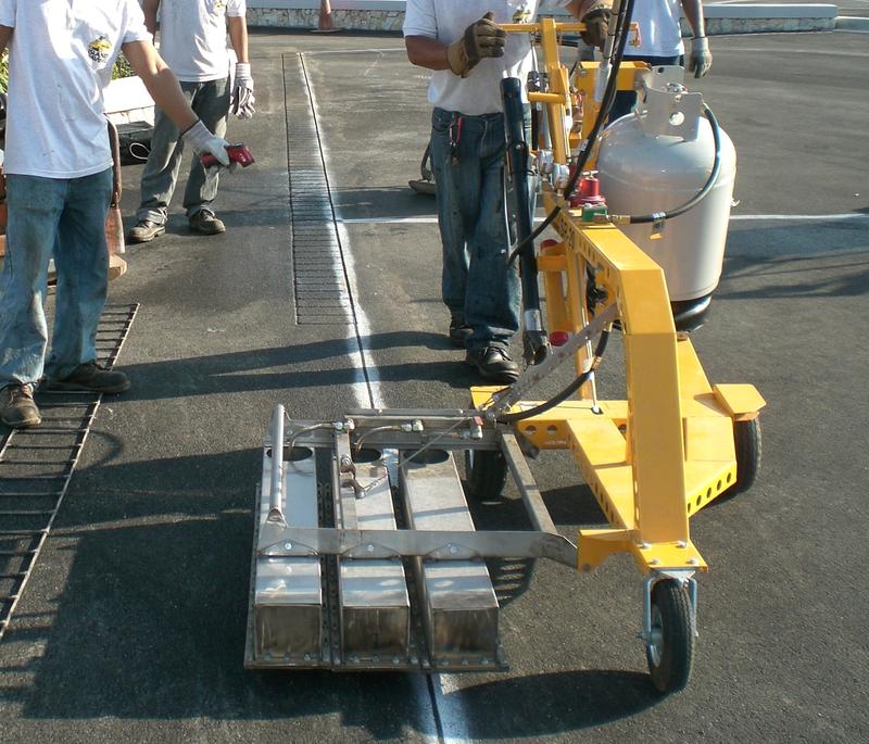dekorativnaya-dorozhnaya-razmetka-perekhoda-termoplastikom-_30_.jpg